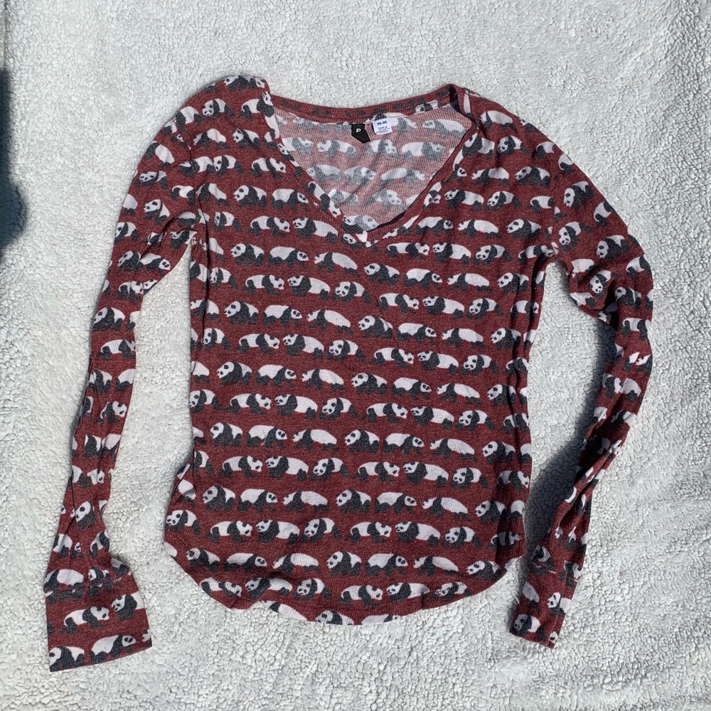 Urban Outfitters bdg panda long sleeve sz M